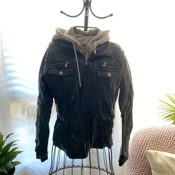 Leather jacket with sweater insert - Picture 3 of 4